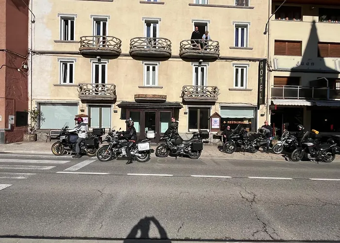 Hotel Joan Canejan