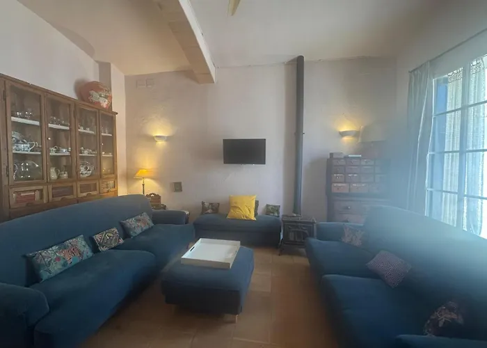 Villa Monturiol