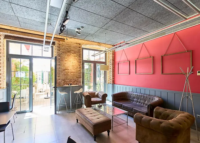 The Book Factory Hostel By Gaiarooms