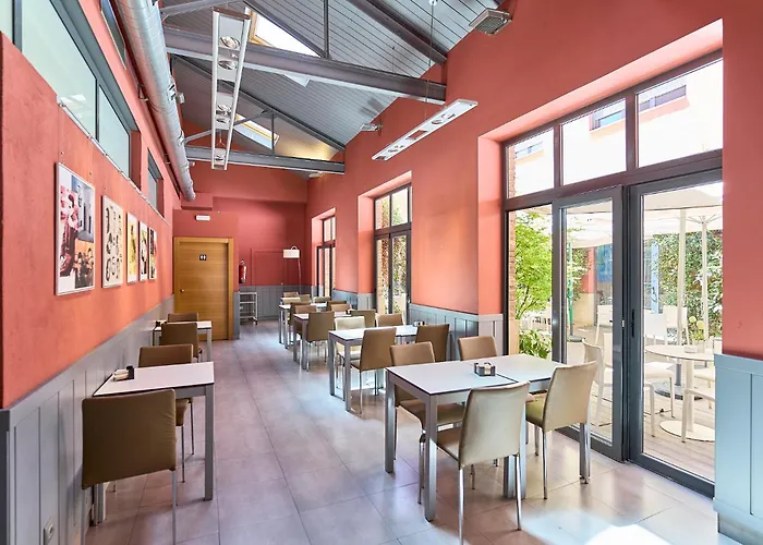 The Book Factory Hostel By Gaiarooms