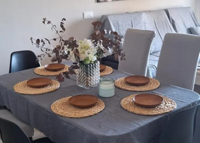 Apartamento Con Jardin