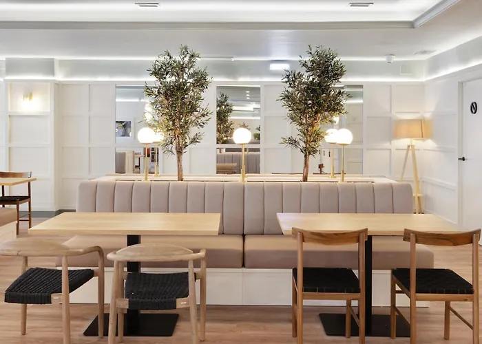 B&B Hotel Zaragoza Royal