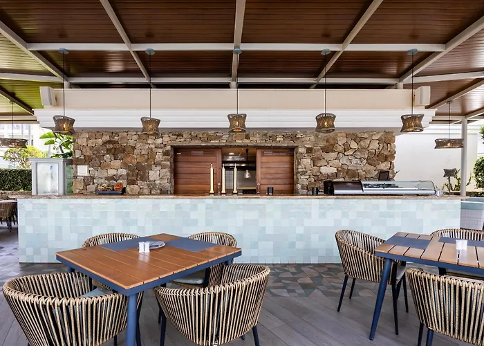 Hipotels Barrosa Palace & Spa