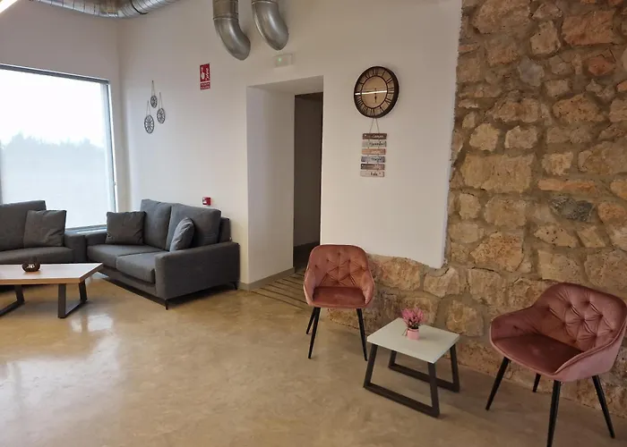 Albergue Cafetería La Parada