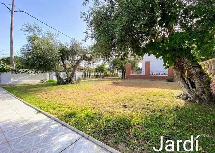 Villa entre viñas y mar