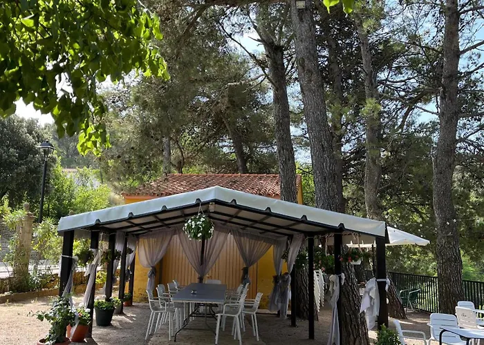 Novella Hotel - Restaurante De Muntanya