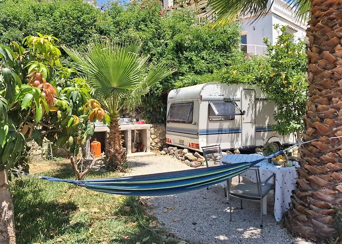 Caravan In Finca Molino In Almayate With Pool, Sea Views, Family Family Touch & Dog Madness