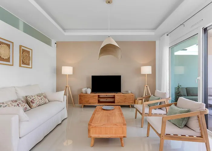 Calma Garden - Apartment Quesada