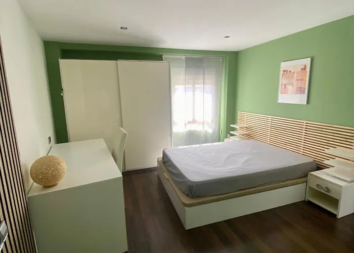 Calm Jungle Apartment Near Valencia