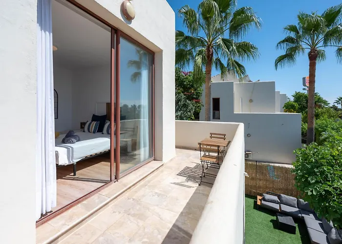 Villa Serena Marbella - Luxury Villa With Pool & Sea Views