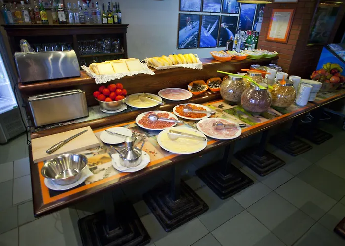 Hotel Subur