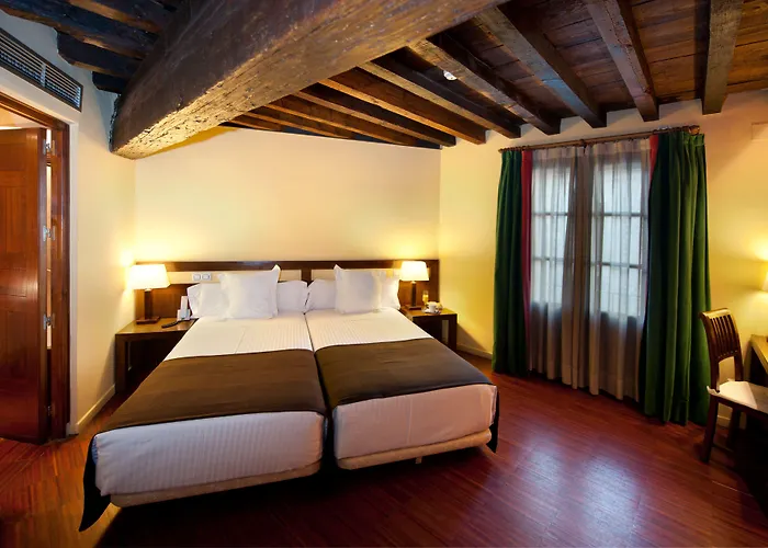 Abad Toledo