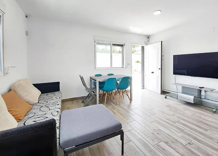 Stunning Home In Turis