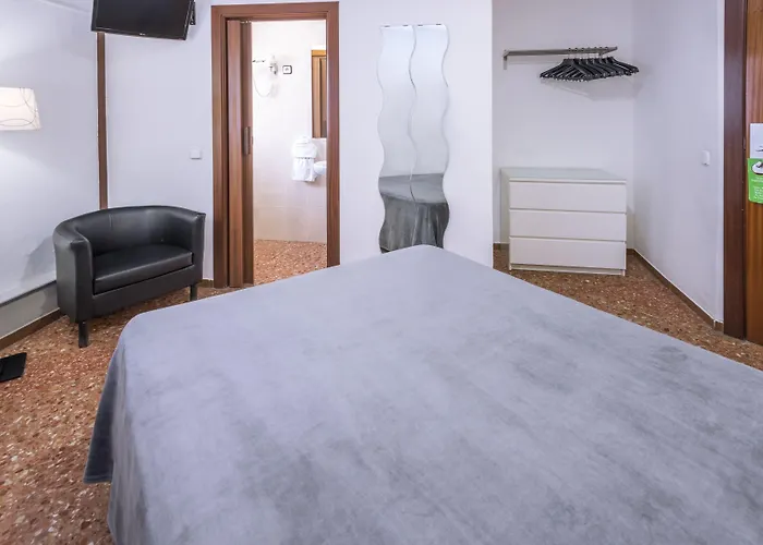 Hotel Catalunya Express
