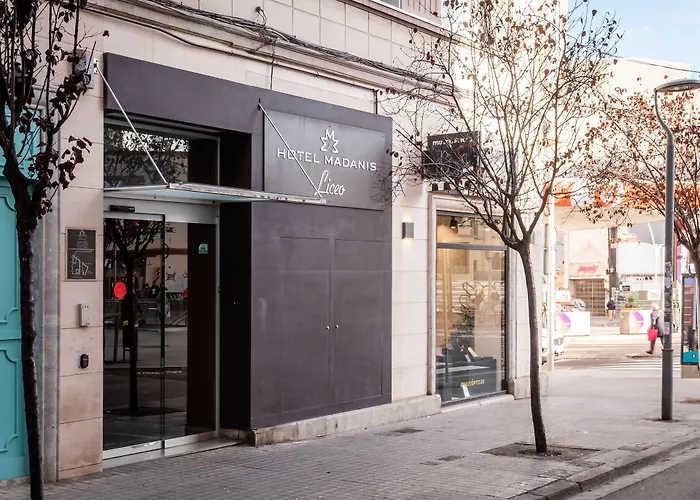 Hotel Madanis Liceo L'Hospitalet de Llobregat
