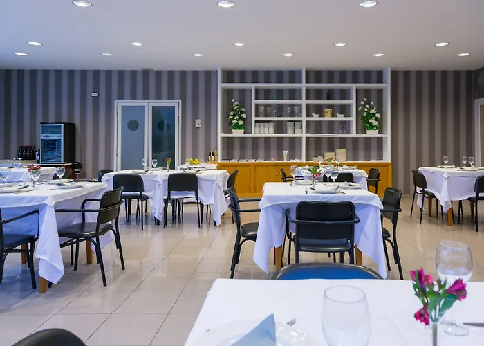 Hotel Los Arces