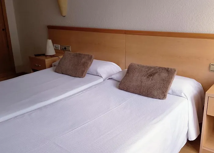 Hostal Cabreres