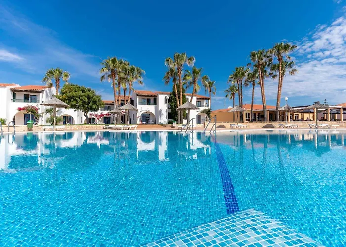 Aparthotel O7 Vistapicas Cala'N Blanes 