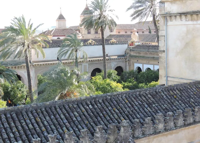 Hotel Boutique Caireles