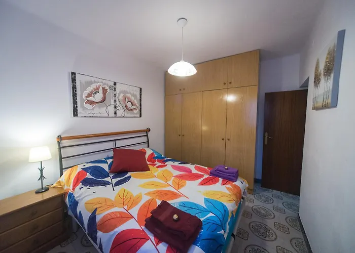 Comodo y luminoso en Cornella -Barcelona-