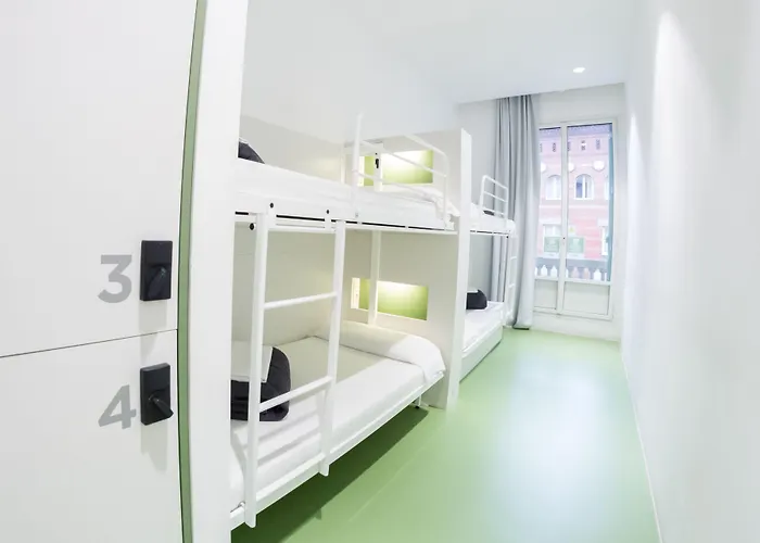 Sant Jordi Hostels Rock Palace