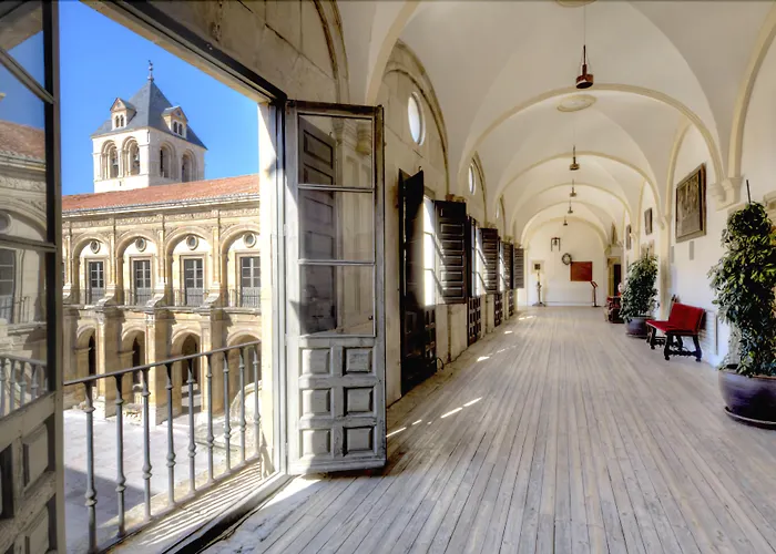 Hotel Real Colegiata San Isidoro