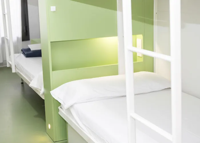 Sant Jordi Hostels Sagrada Familia