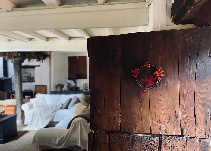 Casa Rural con precioso jardín cerca de la playa en Valdoviño