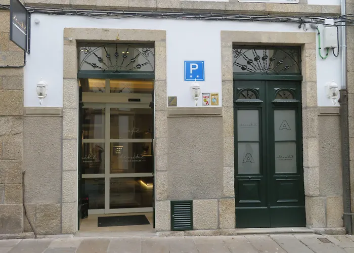 Deniké Grupo Atalaia