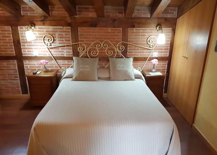 Hostal Segovia Adults Only