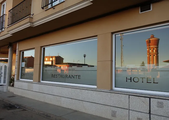 Hotel Reyes De León