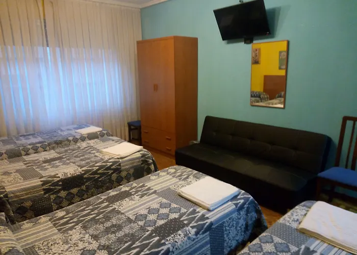 Pension Cinco Villas