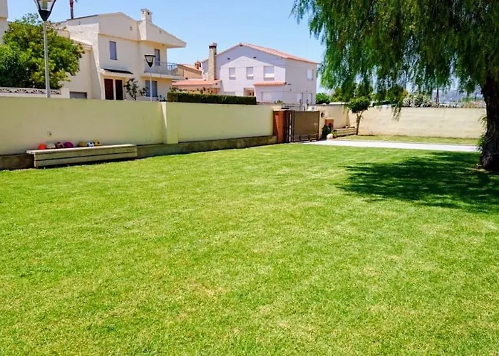 Villa a 100 metros de la playa