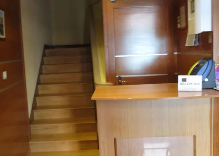 Hostal Becares