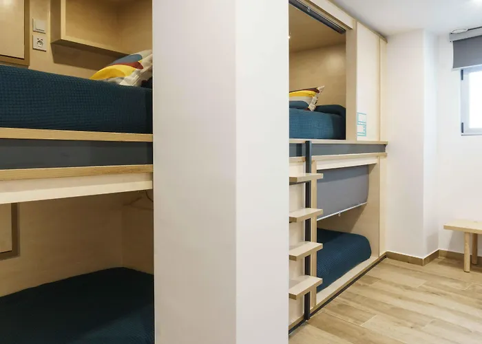 Take Surf Hostel Conil
