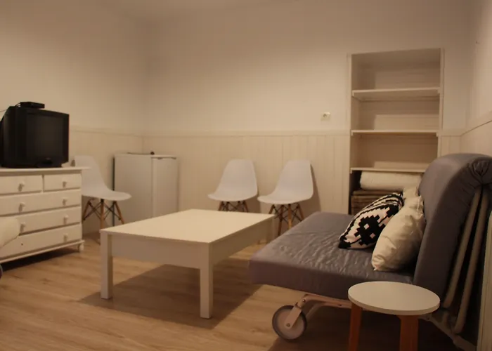 Hostel El Lago, Caceres