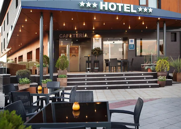 Hotel Torre De Sila