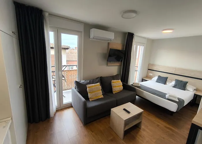 InsideHome Apartments - Palencia Catedral