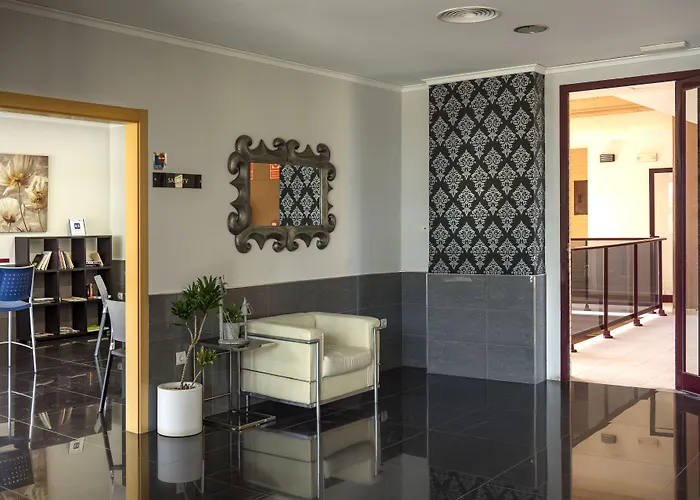 Aparthotel El Faro