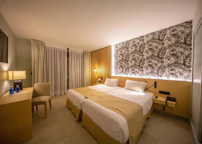 Hotel Noy