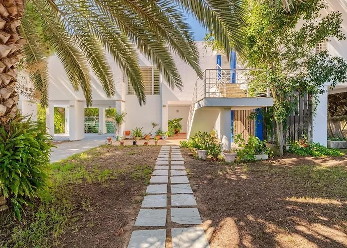 Piscina y pádel privados junto a Doñana