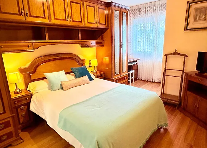 Casa Campelo - APTO Playa de Rodeira Cangas, Garaje y WiFi gratis