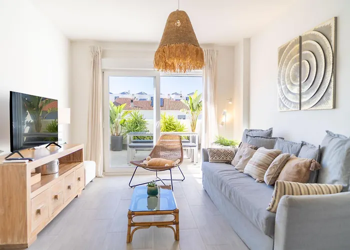 Tarifa Cozy House - Pool, Parking, Family