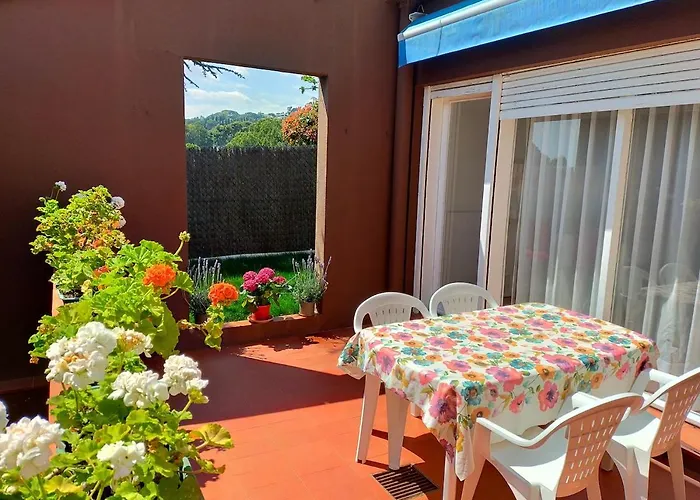 Lovely Little House With Garden
