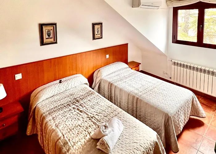 Hotel Puente de Piedra