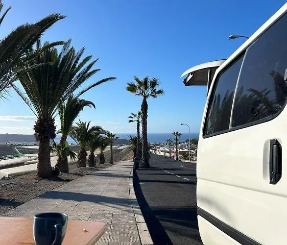 Nice Campervan To Rent For Over 25 Years Old