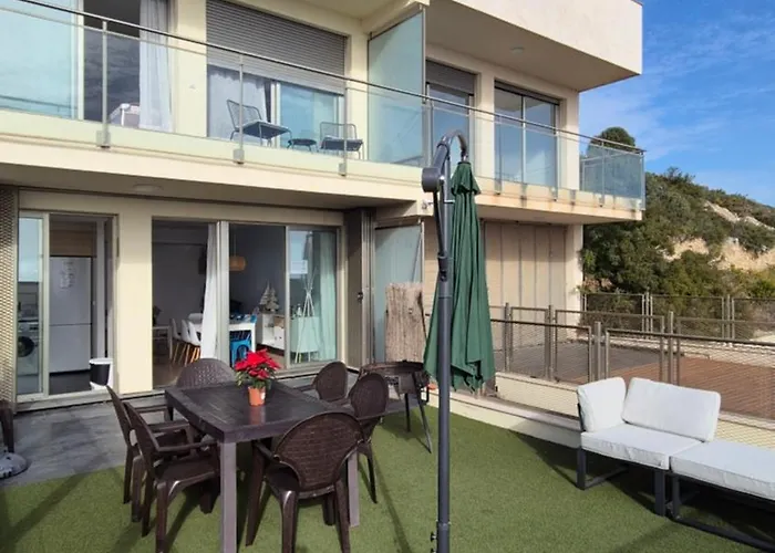 Adosado Familiar 160 M, 2 Piscinas, Vistas Al Mar Y Montana, 7 Personas, Wifi, Mascotas, Cuna