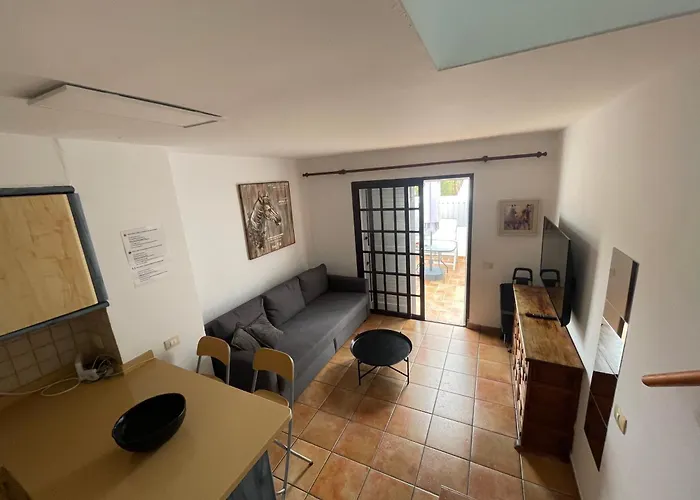 Olivia'S House