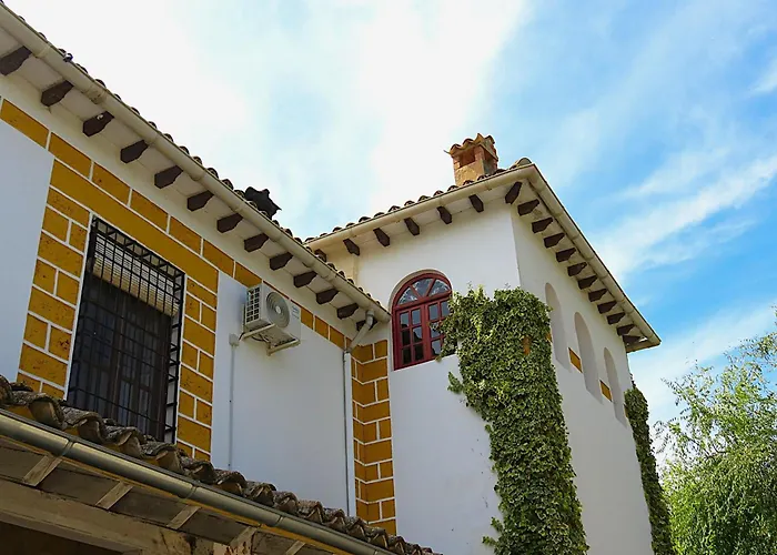 Alojamiento San Juan Bautista