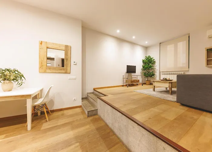 Bravissimo Forca 17, Barri Vell Apartments